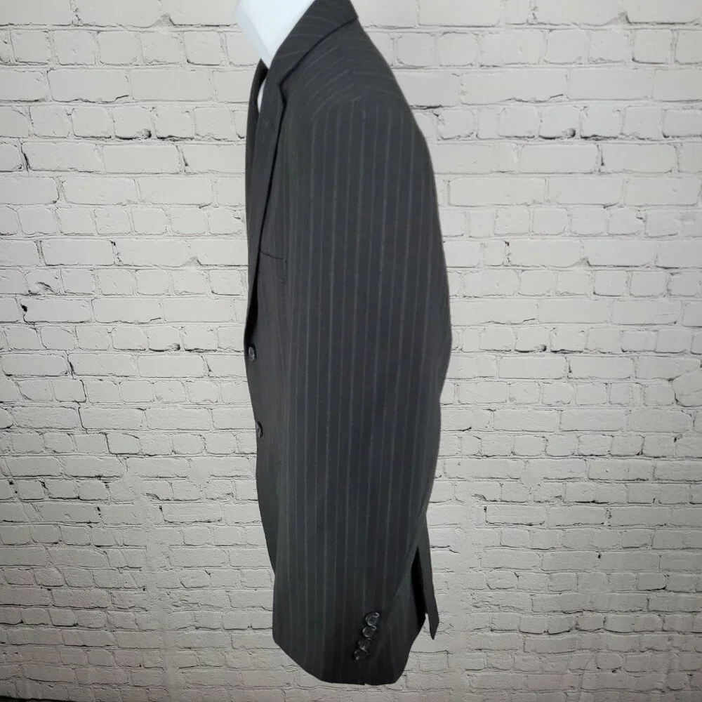 Savile Row Co Charcoal Pinstriped Bromley Double Vent Blazer Sport Coat Size 38S